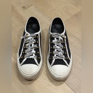 Christian Dior walk’n’dior sneakers size 38.